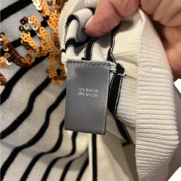 Marled “Merry and Bright” holiday sweater - Picture 6 of 7